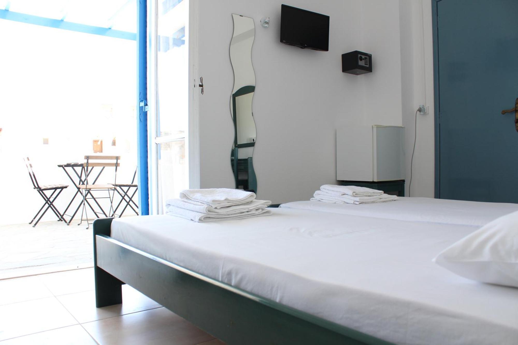 Mare Blue Ios Hotel Exterior photo