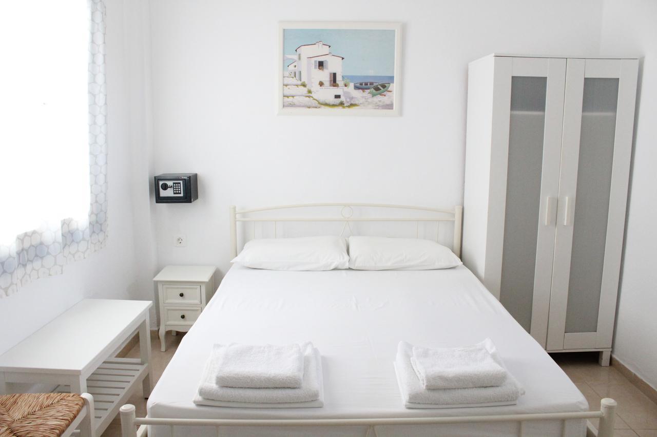 Mare Blue Ios Hotel Exterior photo