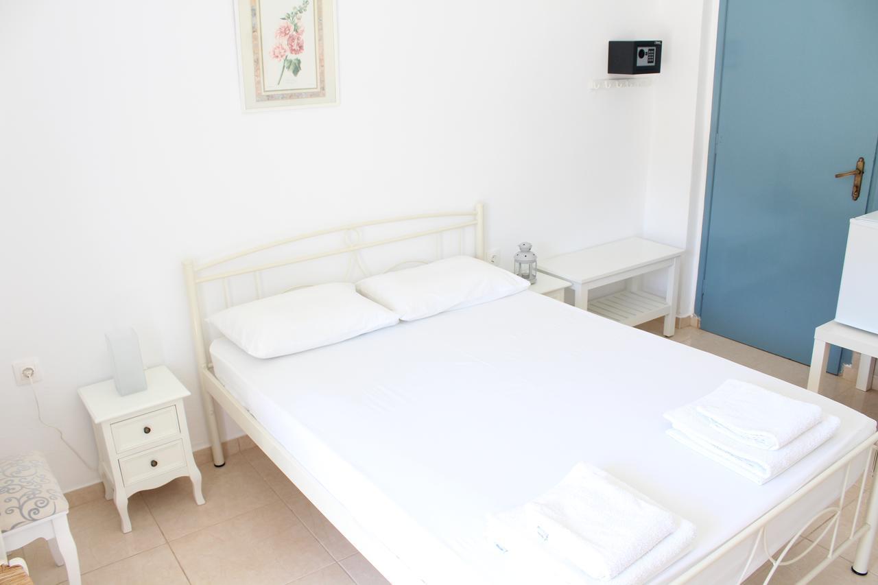 Mare Blue Ios Hotel Exterior photo